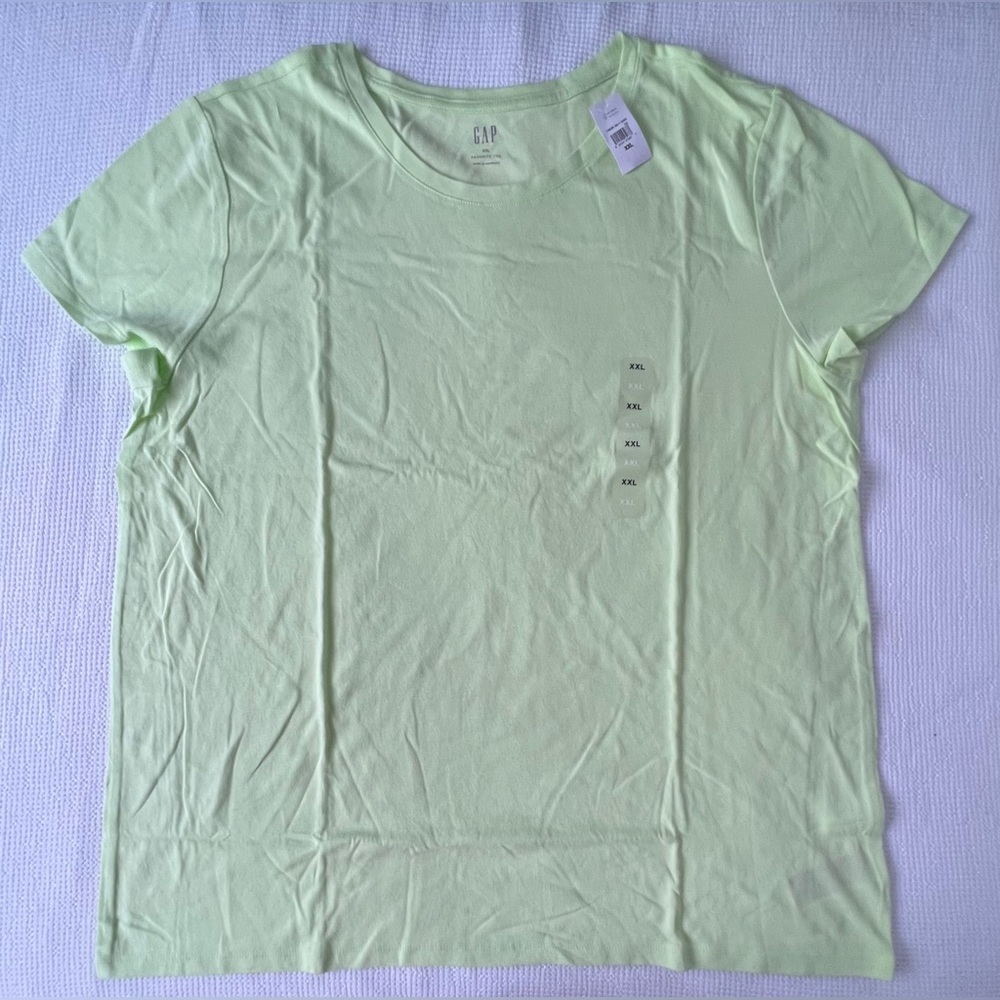 GAP Favorite Crewneck T-Shirt